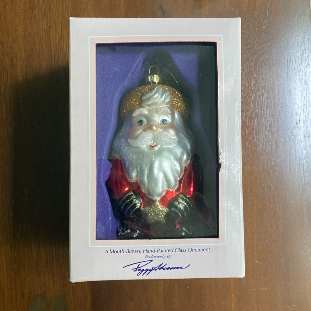 NIB Mouth blown hand painted Santa Claus ornament Christmas glass Peggy Abrams